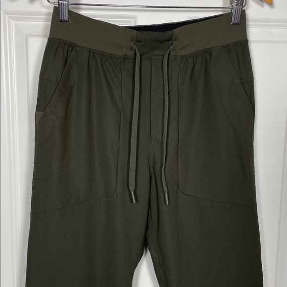 Lululemon Men’s ABC Skinny-Fit Jogger Size Small Army Green Pull On Performance - Picture 4 of 17